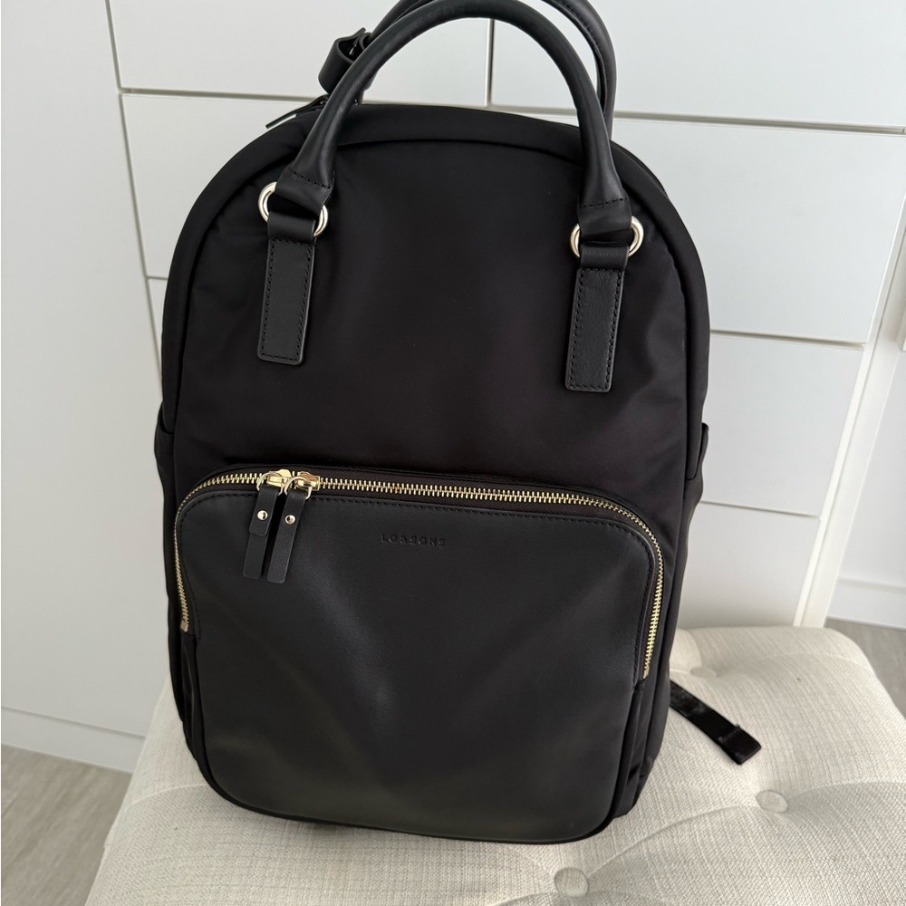 Lo & Sons Black Rowledge backpack. Rarely used.